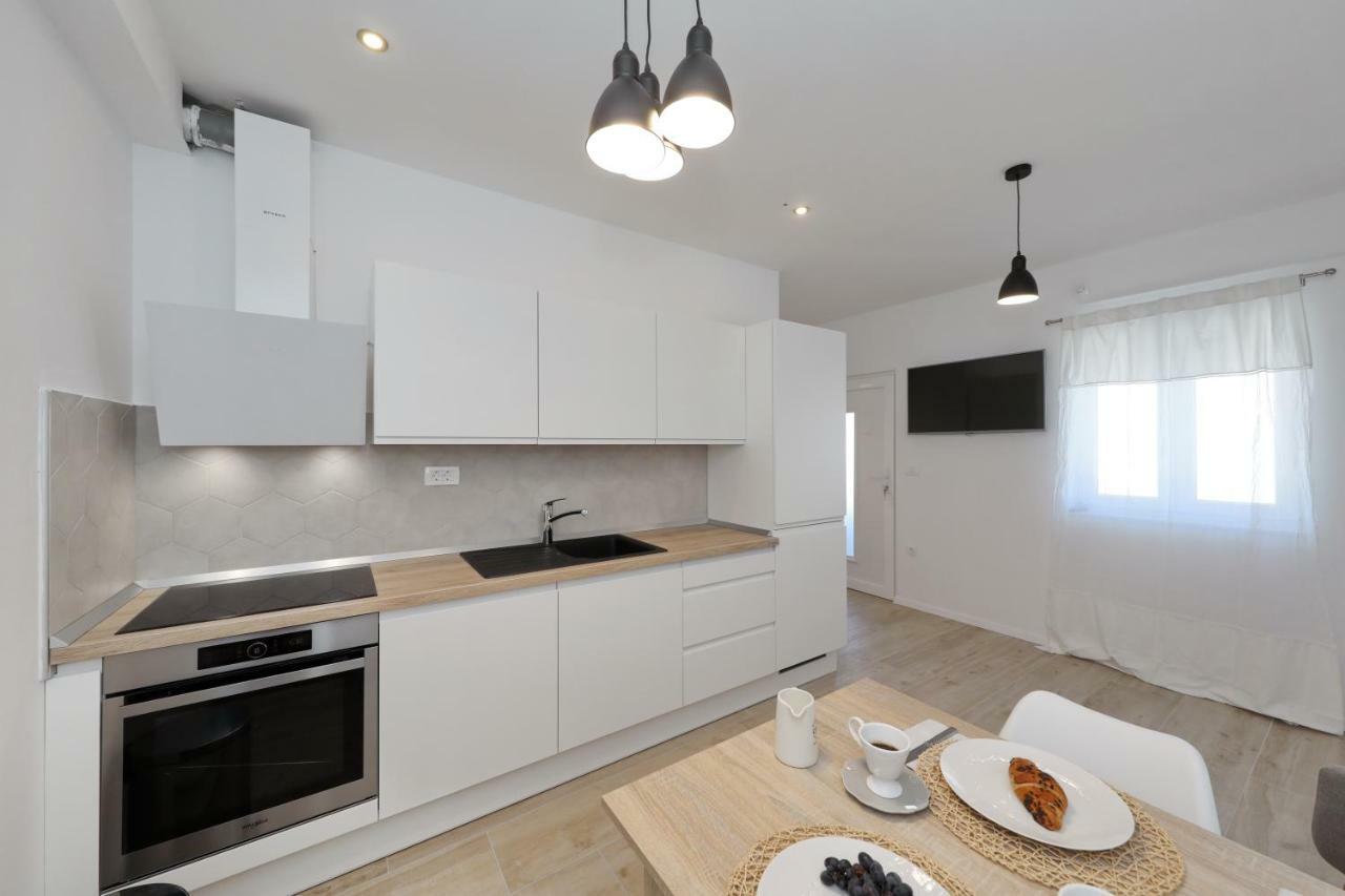 Apartmani Marta Zadar Zewnętrze zdjęcie