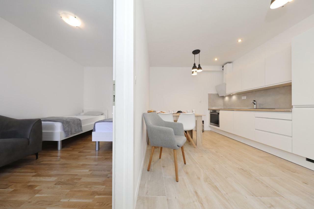 Apartmani Marta Zadar Zewnętrze zdjęcie